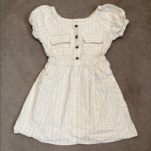 a Loves a Cream Puff Sleeve Square Neck Linen Mini Dress